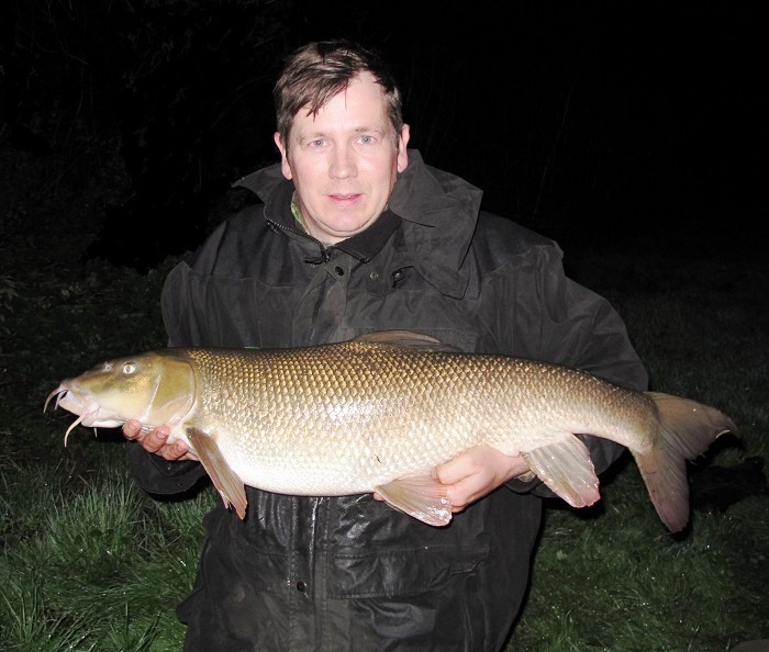 Local Specimen angler Geoff Collins topped off a phenomenal week for barbel enthusiasts when he took the biggest brace of the season with fish 18lb 10oz and 15lb 12oz from a Midlands river. Well done Geoff, an amazing brace of fish! *5th November 2013*